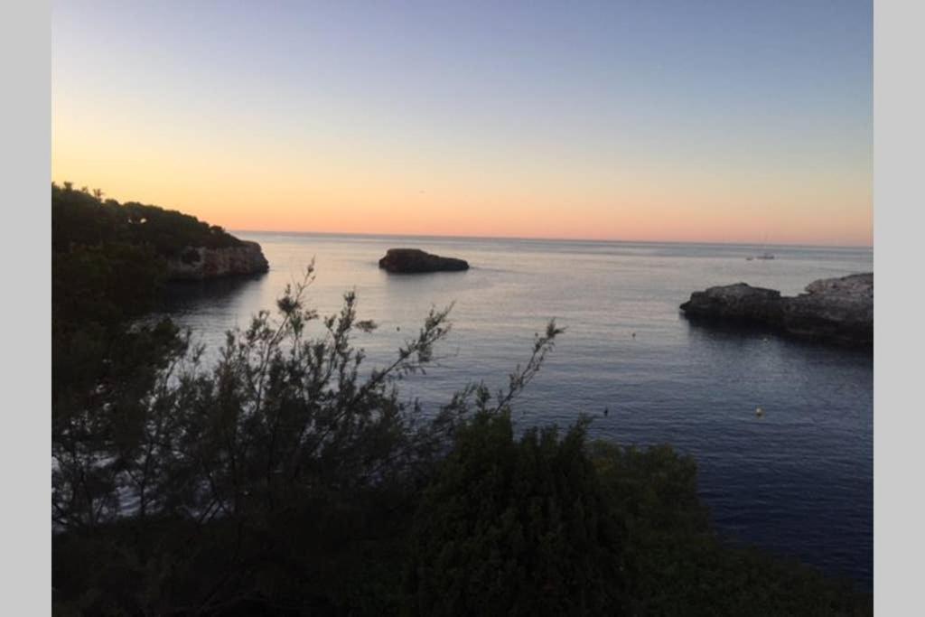 Apartamento Sea Frontline 'faraona'. Pool. Wifi *